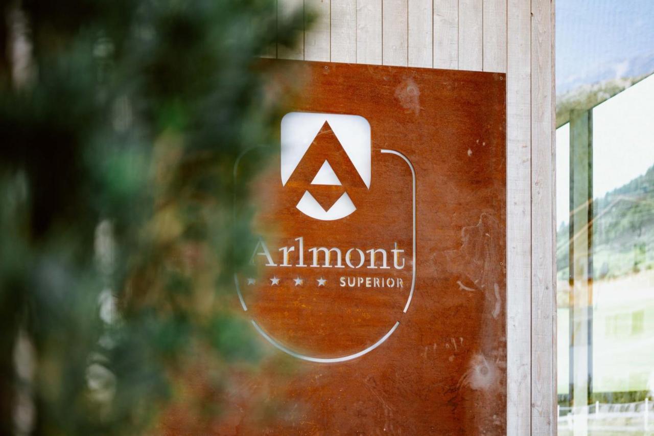 Hotel Arlmont 4 Stern Superior ซังคท์อันทอนอัมอาร์ลแบร์ก ภายนอก รูปภาพ